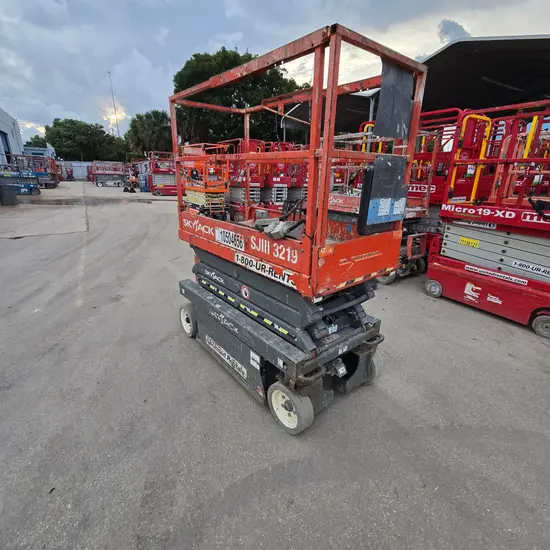 2016 Skyjack SJIII3219 Scissor Lift