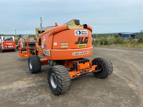 2017 JLG 450AJ Articulating Boom Lift