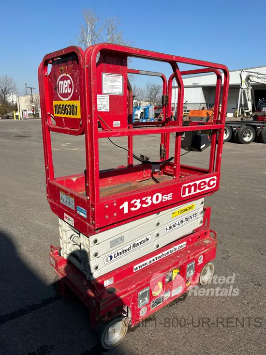 2017 MEC 1330SE Scissor Lift