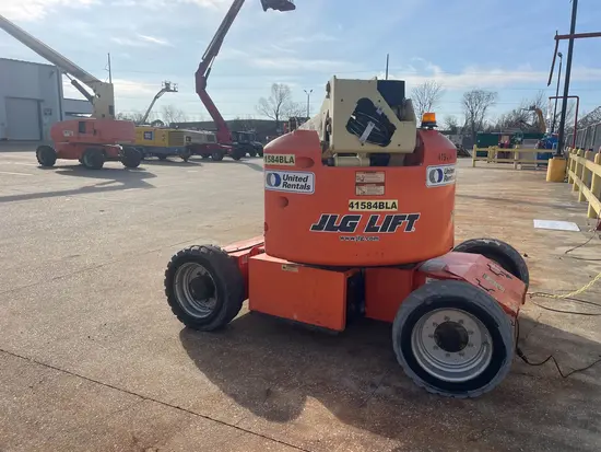 2017 JLG E450AJ Articulating Boom Lift