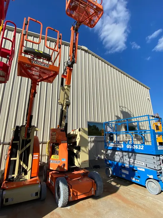 2017 JLG E300AJP Articulating Boom Lift