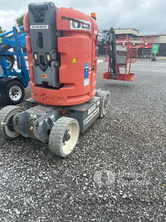 2018 Skyjack SJ30ARJE Articulating Boom Lift