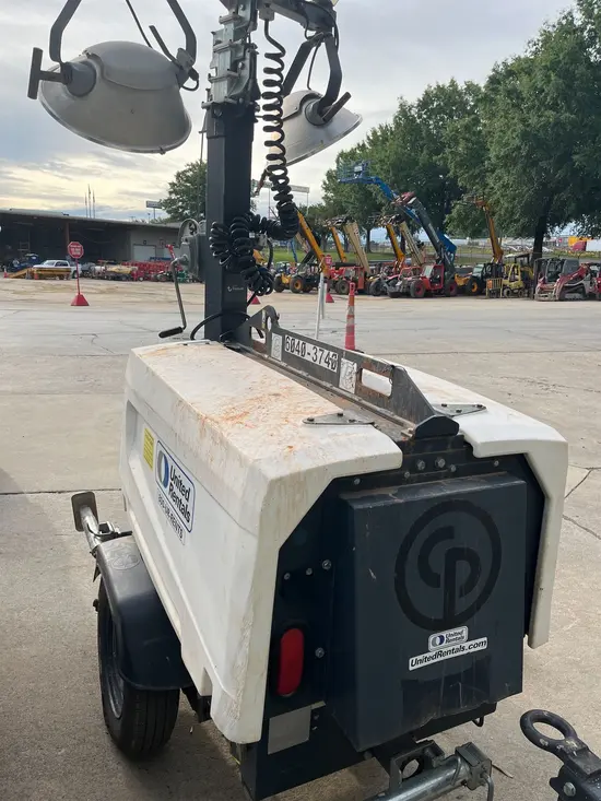 2016 Chicago Pneumatic V4LT Portable Light Tower