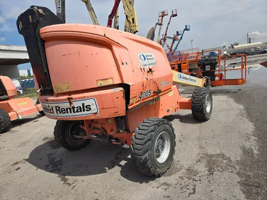 2017 JLG 400S Boom Lift