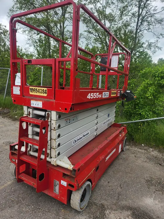 2017 MEC 4555SE Scissor Lift