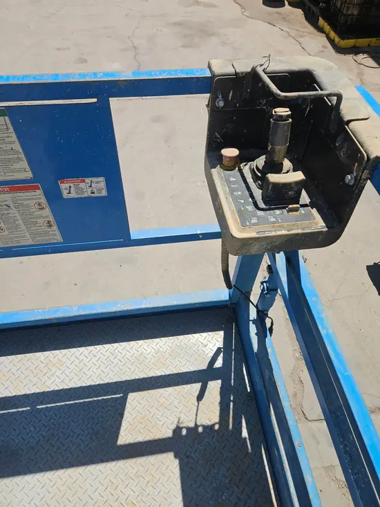 2018 Genie GS-3384 RT Rough Terrain Scissor Lift