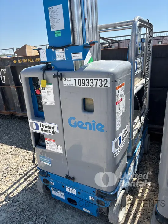 2019 Genie GR-20 Self-Propelled One-Person Lift