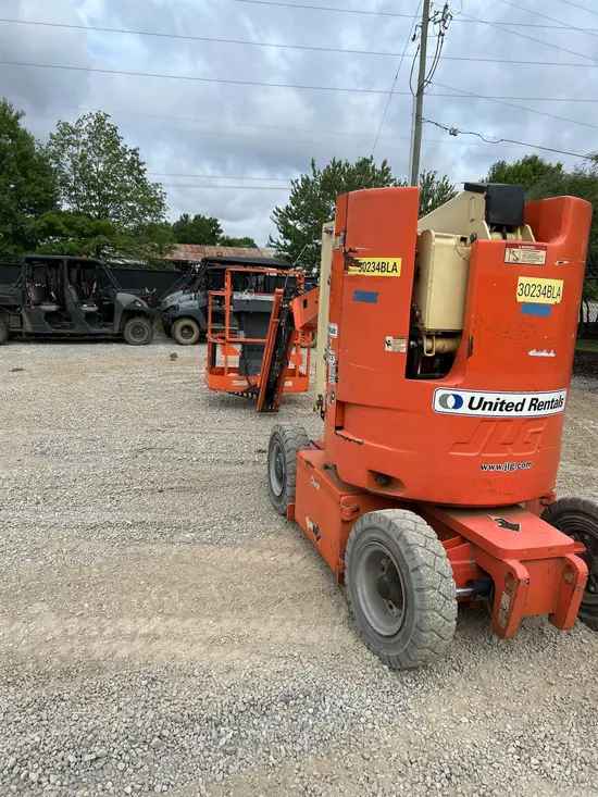2016 JLG E300AJP Articulating Boom Lift