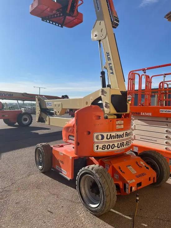 2016 JLG E450AJ Articulating Boom Lift