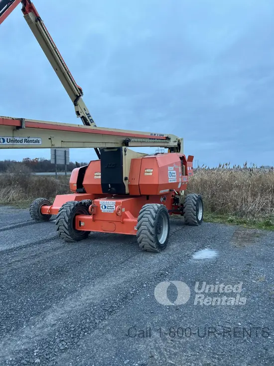 2017 JLG 800AJ Articulating Boom Lift