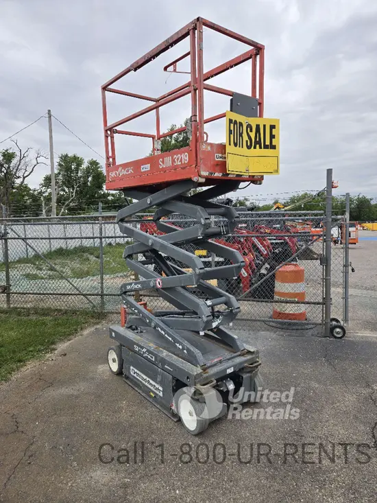 2018 Skyjack SJIII3219 Scissor Lift