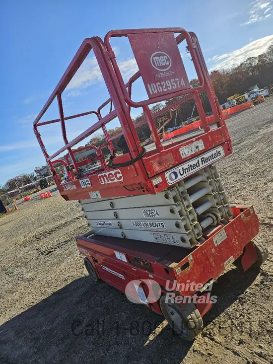 2017 MEC 3346SE Scissor Lift
