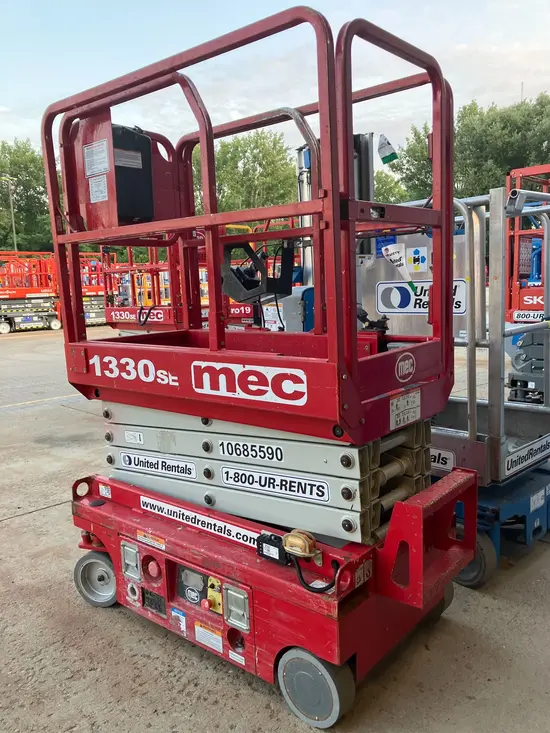 2017 MEC 1330SE Scissor Lift