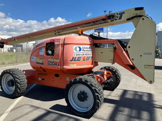 2014 JLG 600AJ Articulating Boom Lift