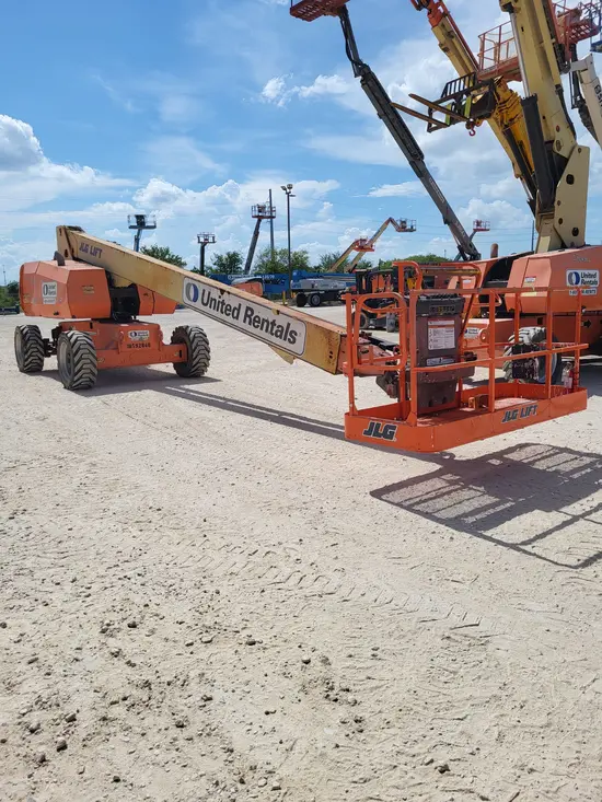 2017 JLG 800S Boom Lift