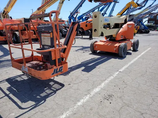 2017 JLG E450AJ Articulating Boom Lift