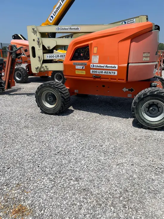 2017 JLG 450AJ Articulating Boom Lift