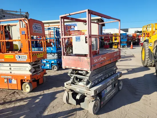 2016 Skyjack SJIII3219 Scissor Lift