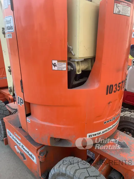 2015 JLG E300AJP Articulating Boom Lift