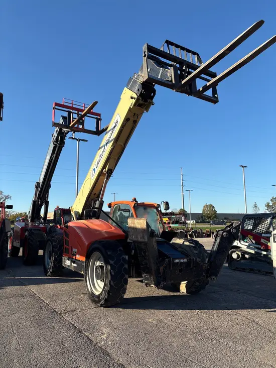 2021 JLG 1055 Forklift