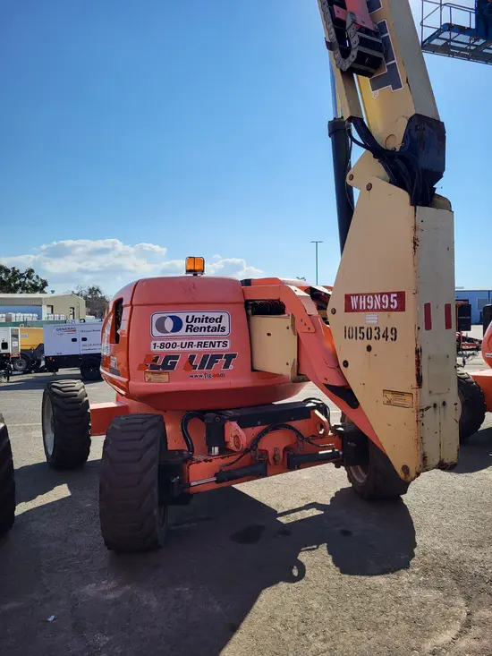 2013 JLG 600AJ Articulating Boom Lift