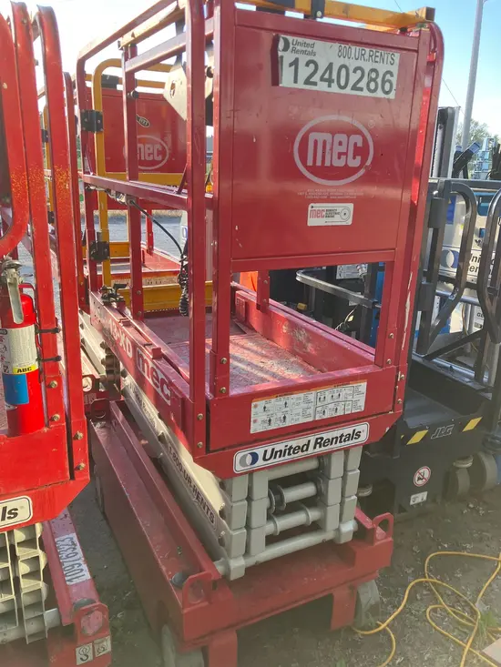 2021 MEC MICRO 13-XD Scissor Lift