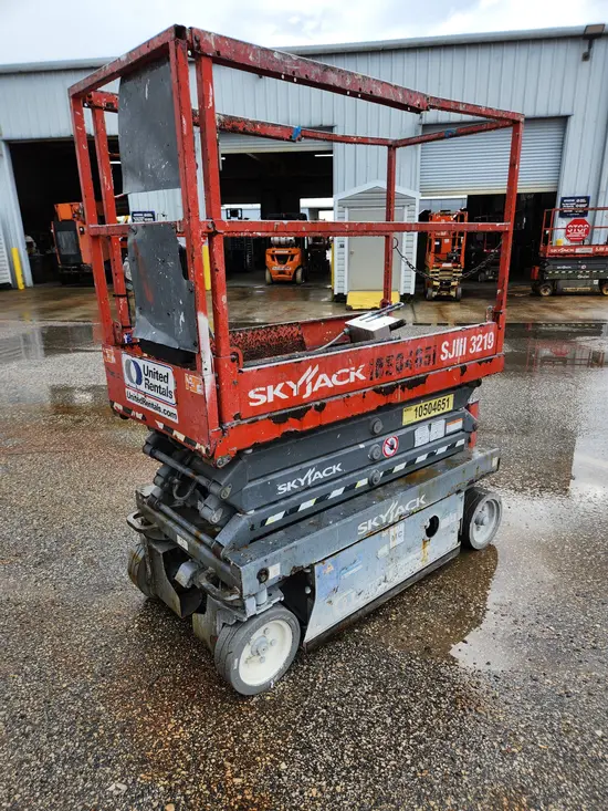 2016 Skyjack SJIII3219 Scissor Lift
