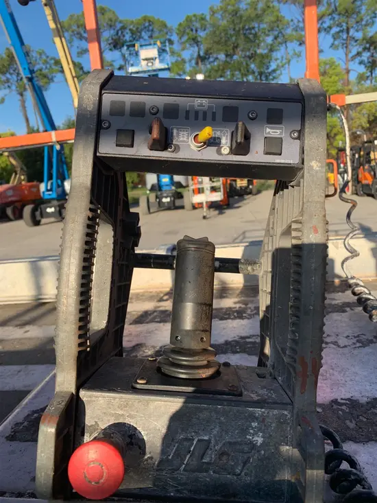 2015 JLG 3246ES Scissor Lift