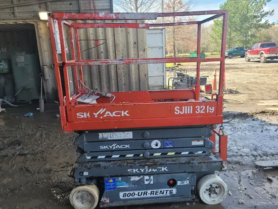 2016 Skyjack SJIII3219 Scissor Lift