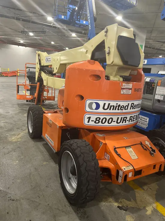 2016 JLG E450AJ Articulating Boom Lift