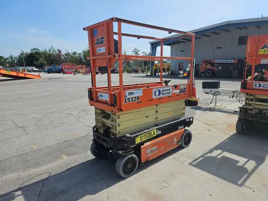 2017 JLG 1932R Scissor Lift