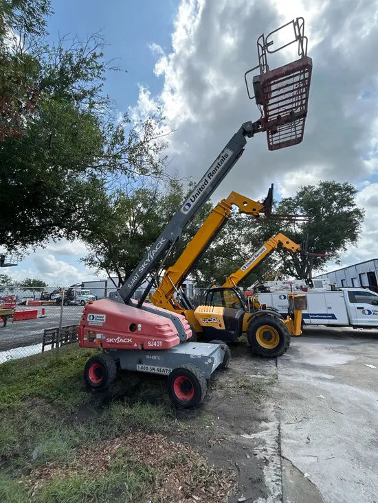 2016 Skyjack SJ40T Boom Lift