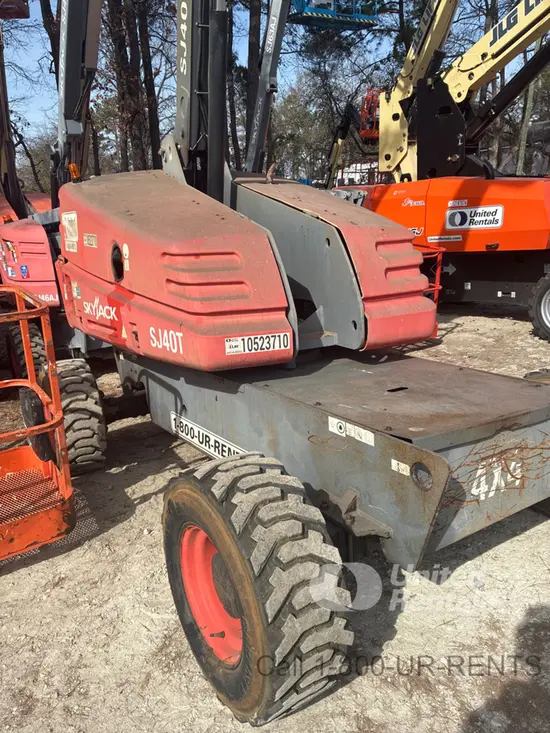 2016 Skyjack SJ40T Boom Lift