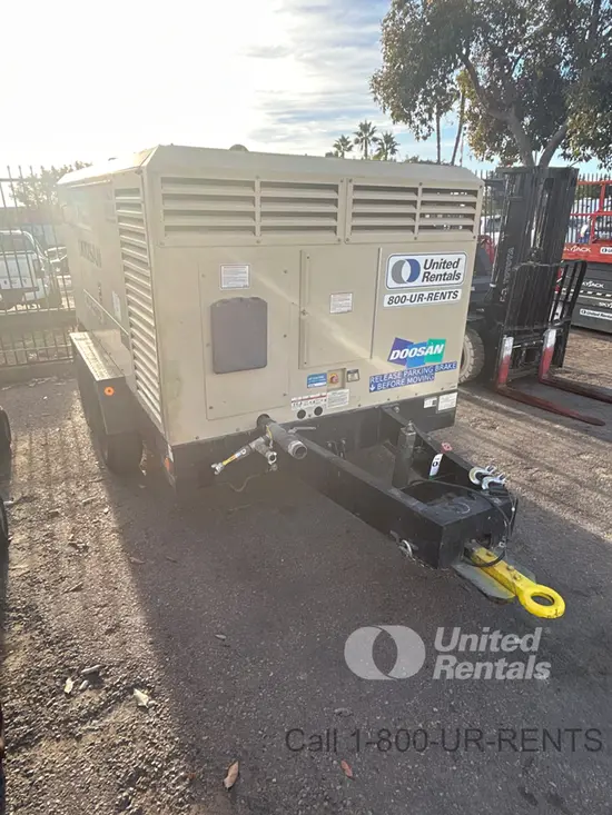 2019 Doosan XP825/HP750WCU Air Compressor