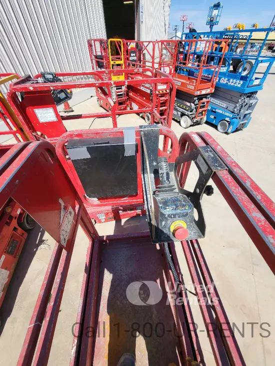 2021 MEC MICRO 19 Scissor Lift
