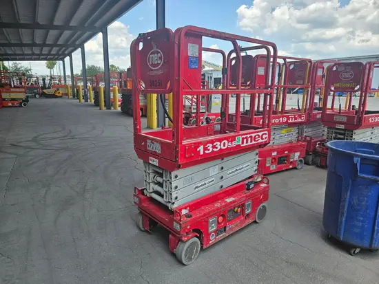2018 MEC 1330SE Scissor Lift