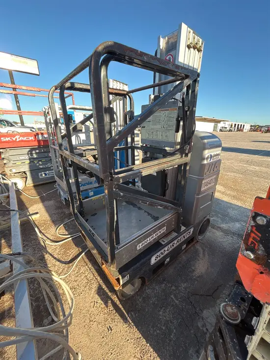 2016 JLG 20MVL Self-Propelled One-Person Lift