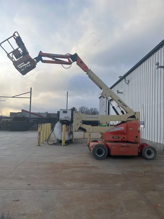 2015 JLG E400AJPN Articulating Boom Lift