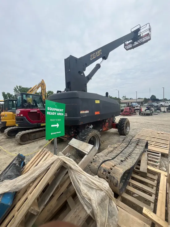 2016 JLG 800S Boom Lift