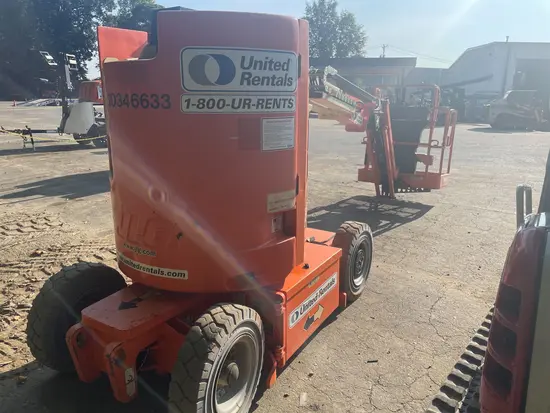 2015 JLG E300AJP Articulating Boom Lift