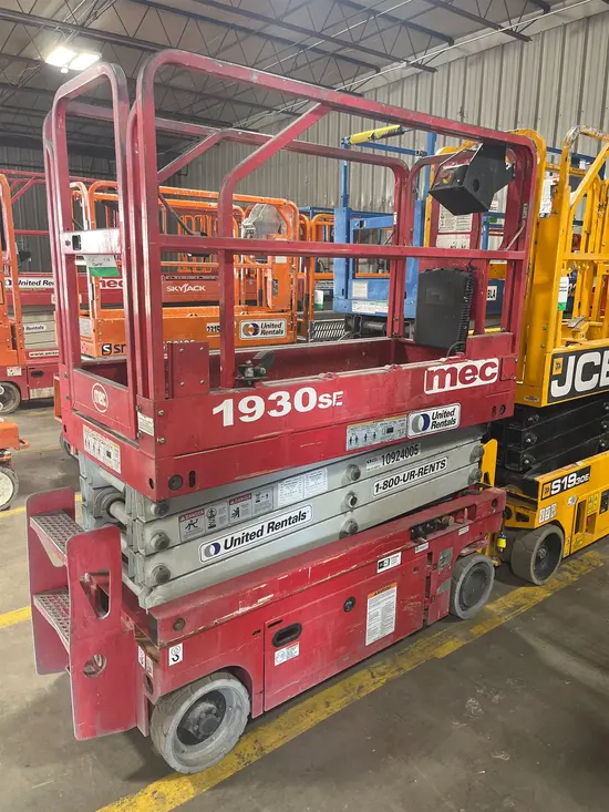 2019 MEC 1930SE Scissor Lift