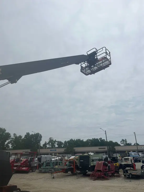 2016 JLG 800S Boom Lift