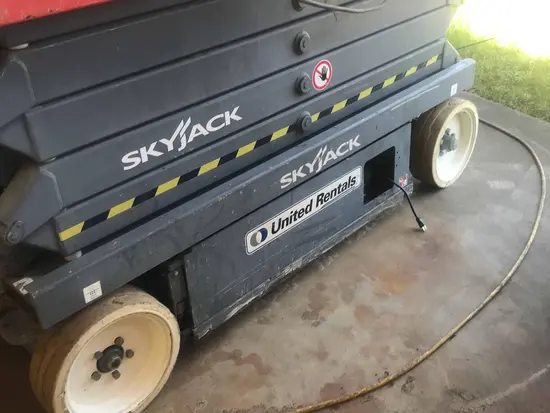 2015 Skyjack SJIII4632 Scissor Lift