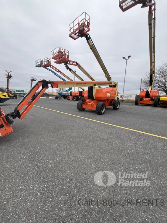 2017 JLG 800AJ Articulating Boom Lift