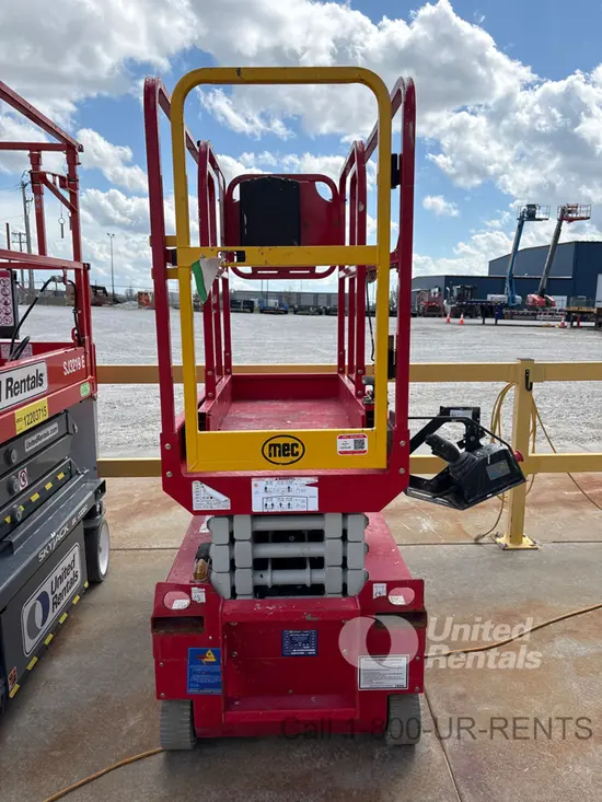 2022 MEC MICRO 19 Scissor Lift