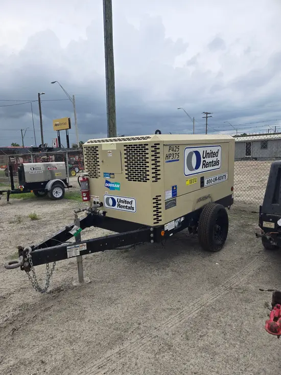 2018 Doosan P425/HP375WCUT4 Air Compressor