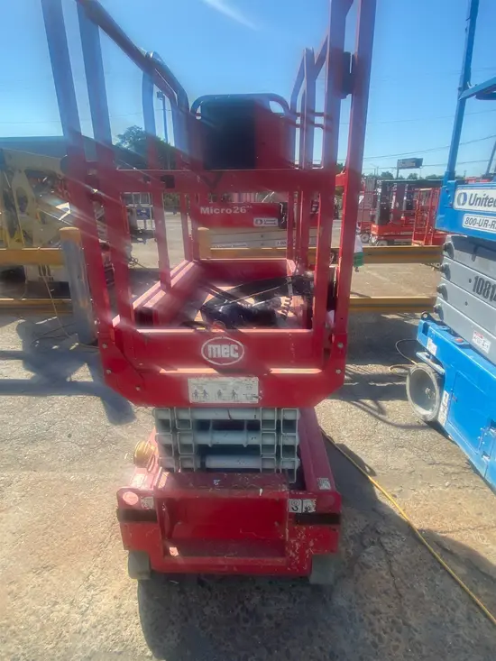 2017 MEC 1330SE Scissor Lift