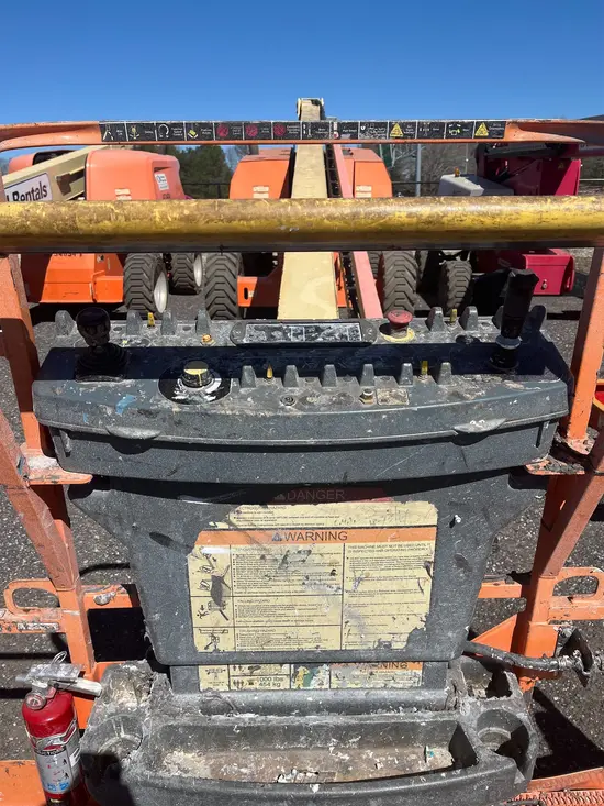 2017 JLG 800S Boom Lift