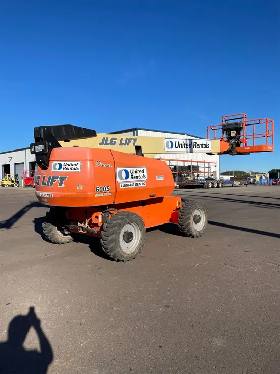 2017 JLG 600S Boom Lift