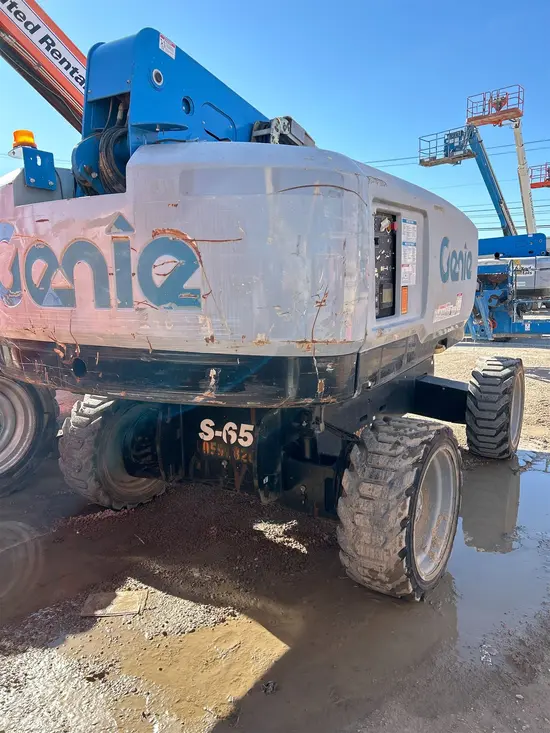 2017 Genie S-65 Boom Lift